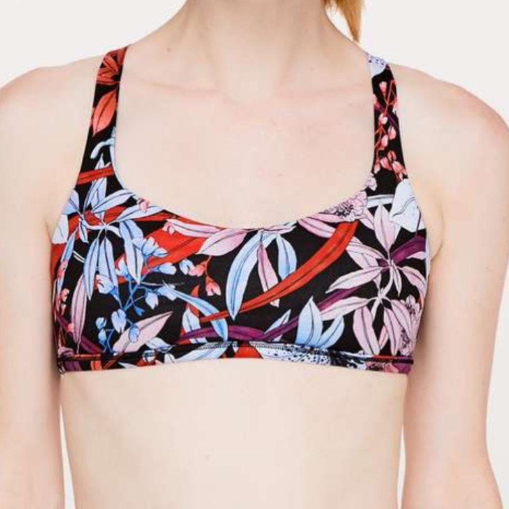 Lululemon Free To Be Wild Sports Bra ♥️ Lush Lillies Print. Size 4.